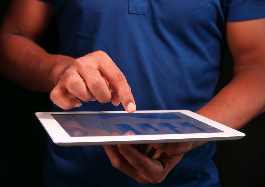 Batasan HRD dalam Menggunakan Data Absensi Online